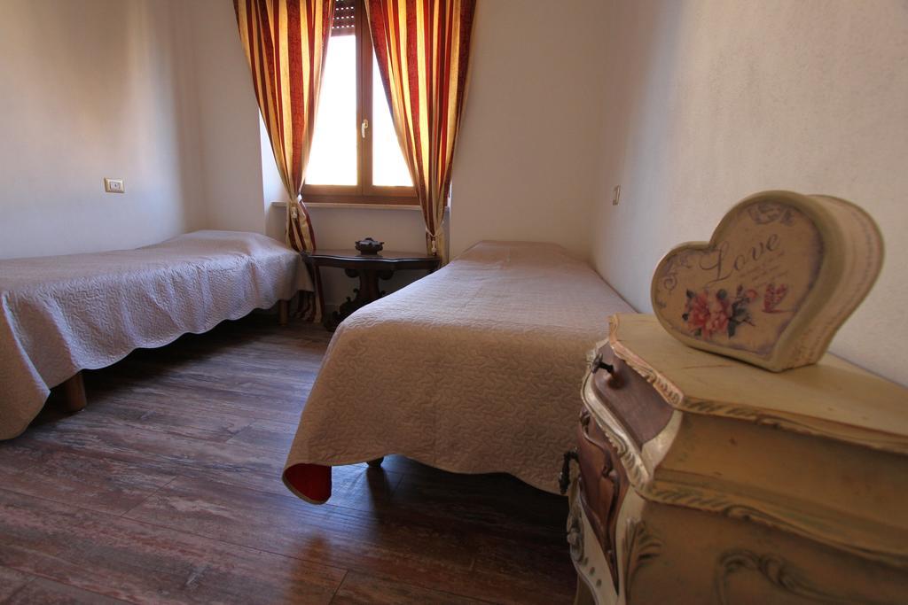 Romeo & Juliet Non-hotel